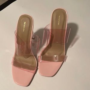 PrettyLittleThing, size 6/39